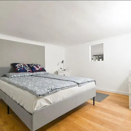Lovely Flat In Damjanich Street - Leonard Apartament Budapesta